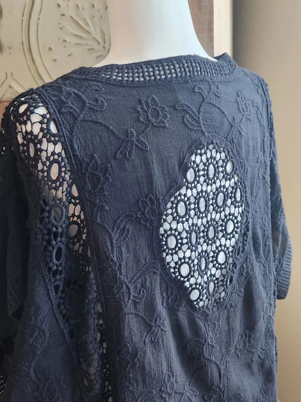 Vince Camuto Embroidered Lace and Crochet Cardigan Shrug Topper